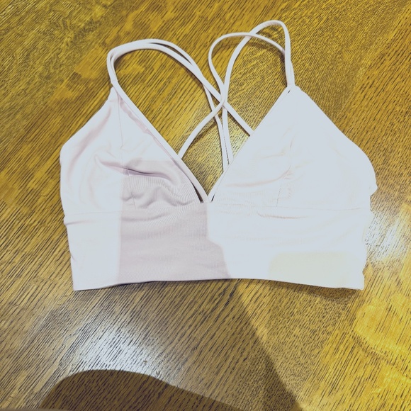 Lululemon “pushing limits” bra (4) - Picture 3 of 6